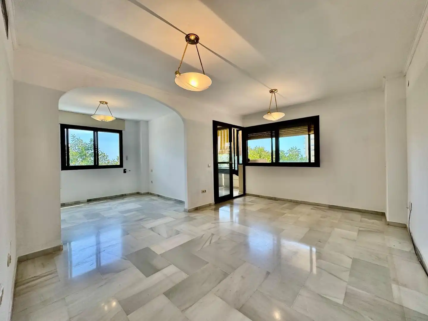 Living room of Flat for sale in Torremolinos  with Air Conditioner, Private garden and Terrace