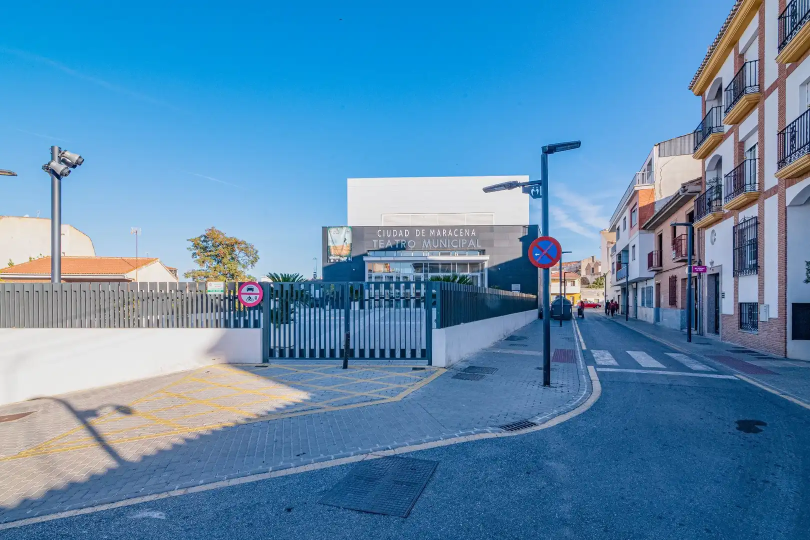 Vista exterior de Casa adosada en venta en Maracena con Jardín privado