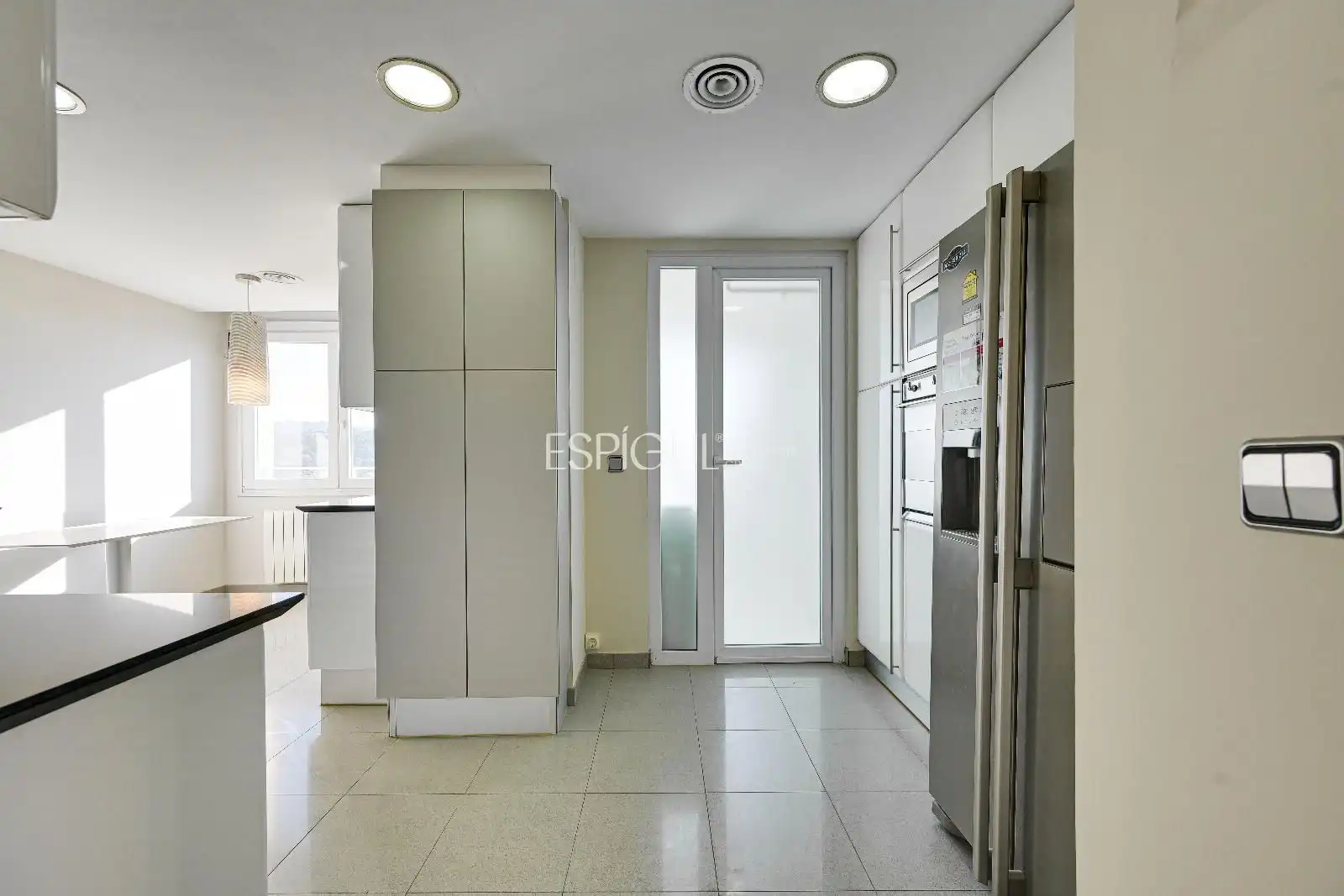Kitchen of Attic for sale in Girona  with Air Conditioner, Heating and Terrace