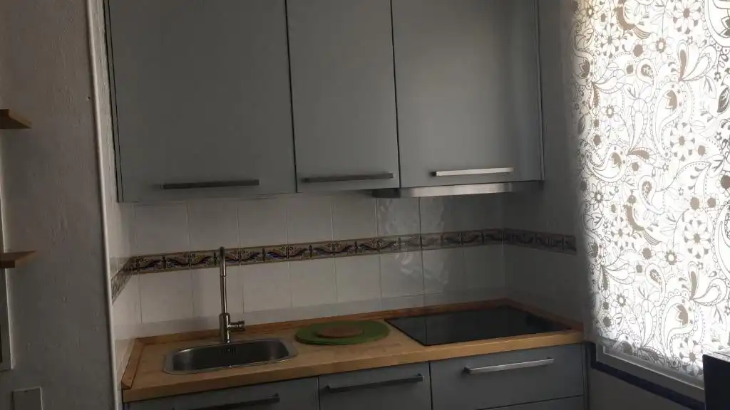 Cocina de Edificio en venta en San Martín del Tesorillo con Alarma