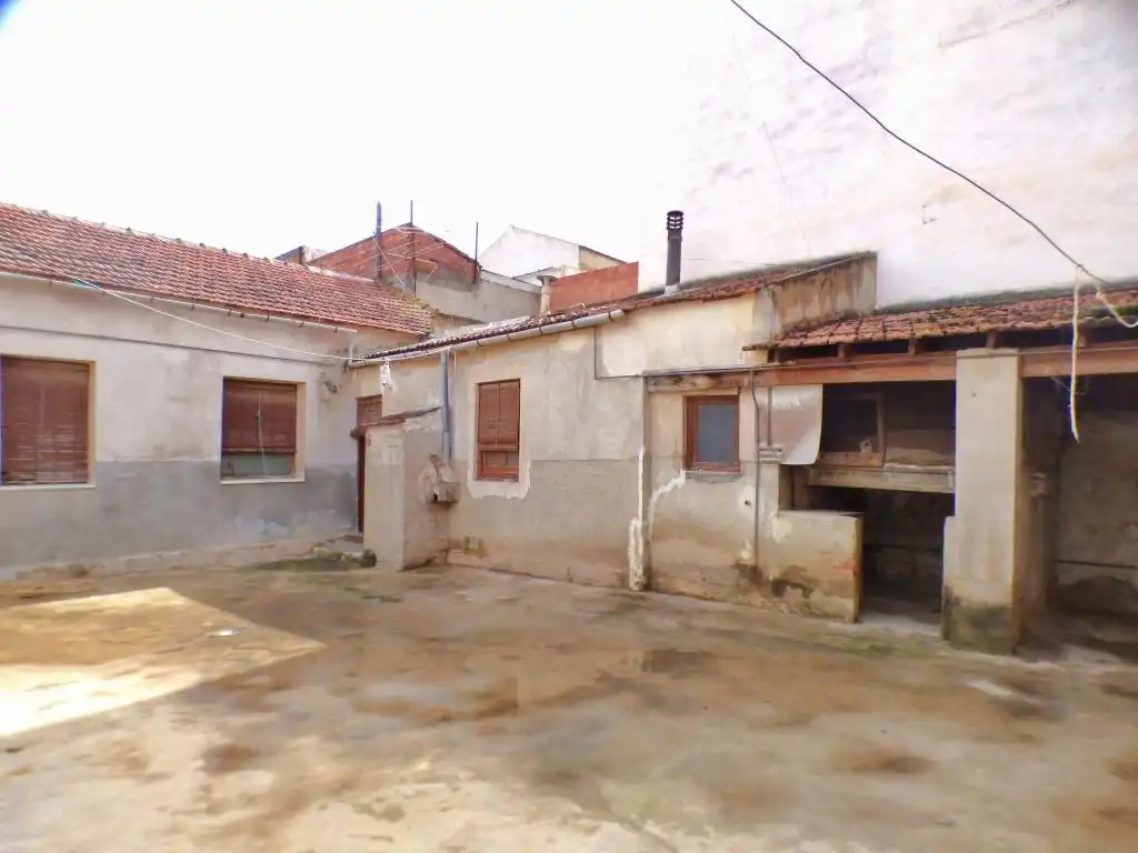 Vista exterior de Finca rústica en venda en Granja de Rocamora amb Jardí privat, Terrassa i Traster