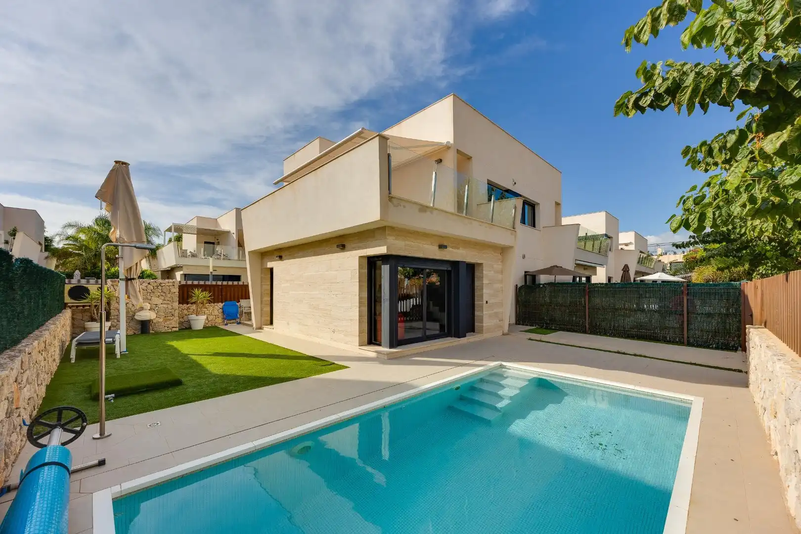 Xalet amb piscina en venda a VELETA