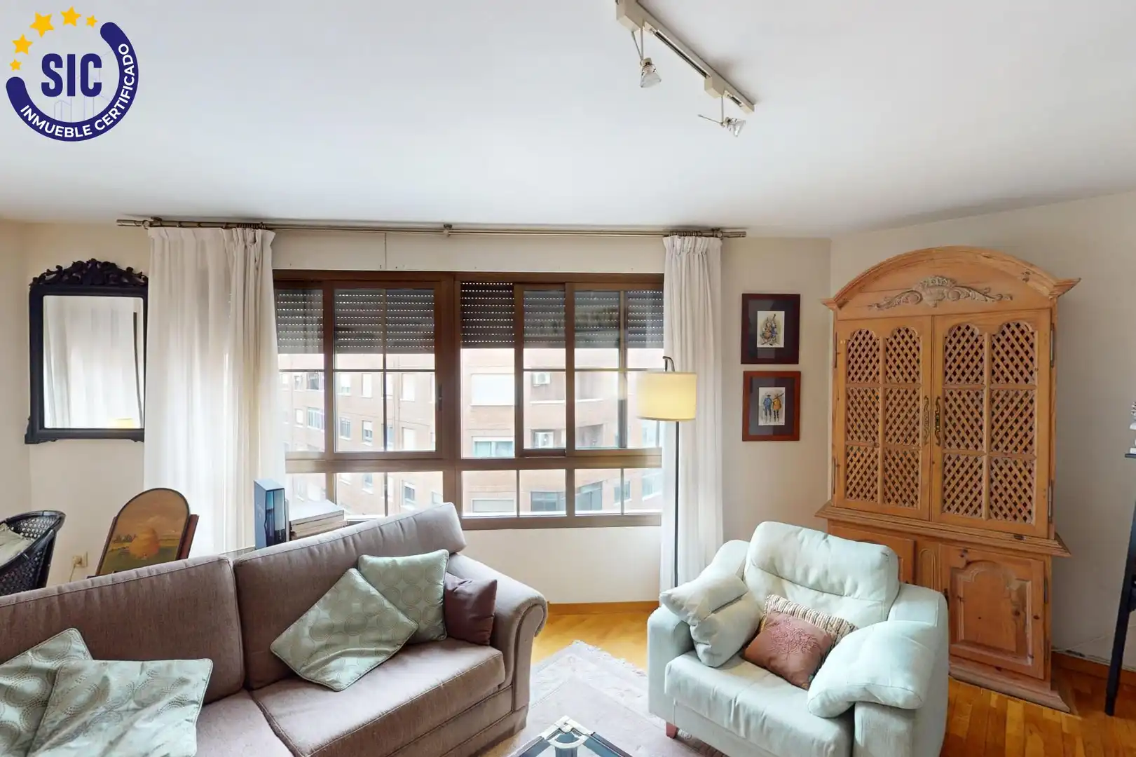 Sala de estar de Piso en venta en Castellón de la Plana / Castelló de la Plana con Aire acondicionado, Calefacción y Parquet