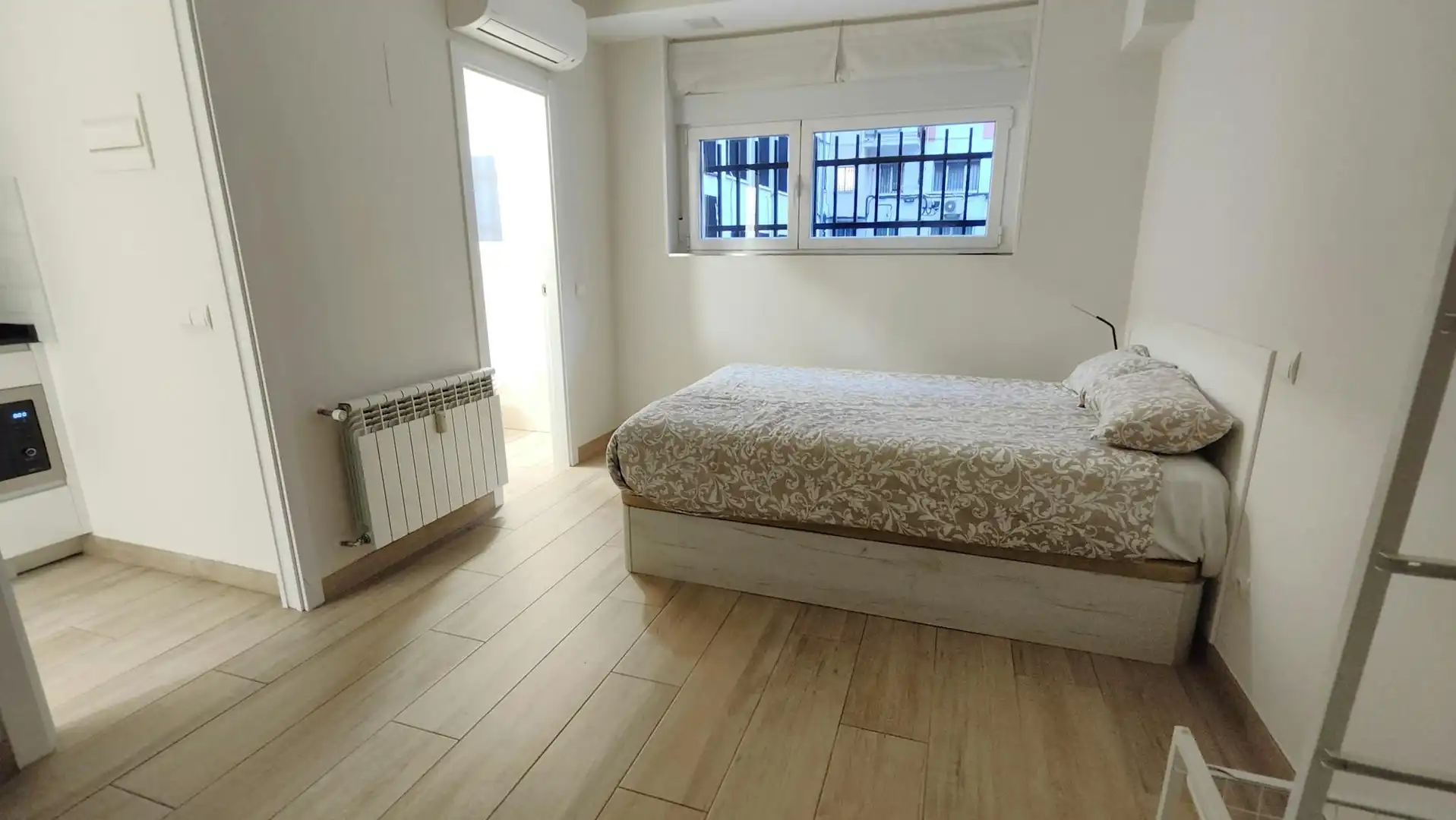 Habitación de Casa o chalet de alquiler en Madrid con Aire acondicionado, Calefacción y Amueblado