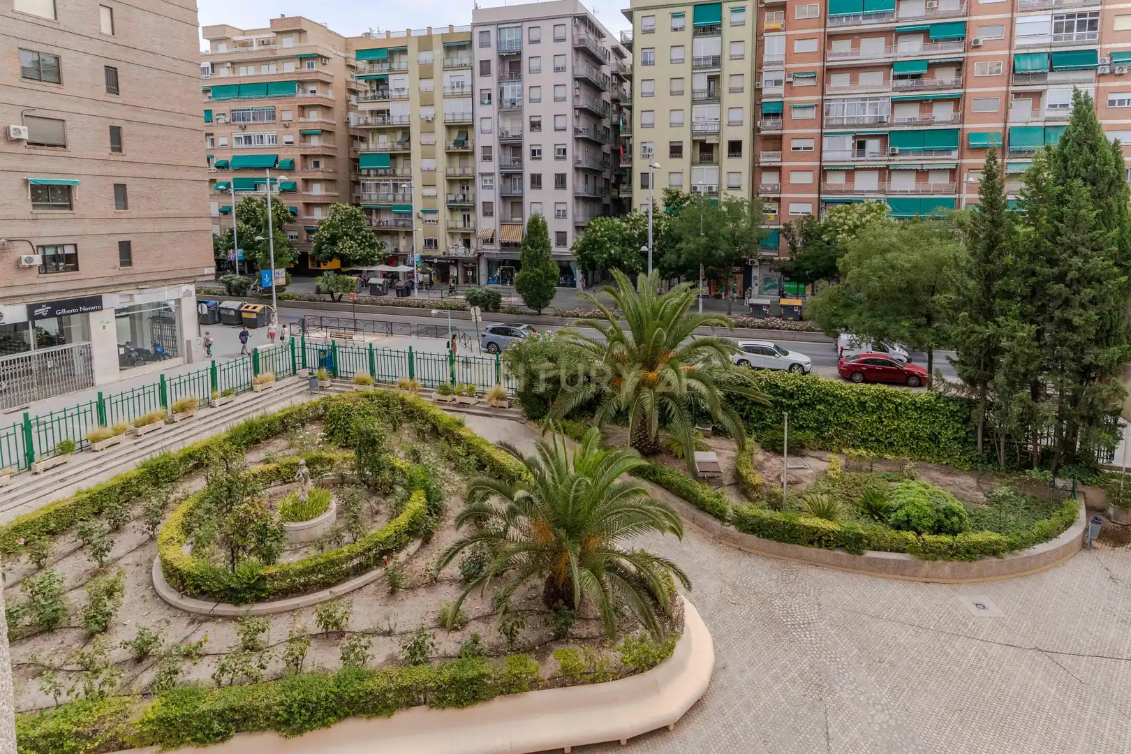 Vista exterior de Pis en venda en Granada