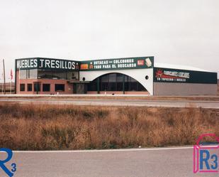 Exterior view of Industrial buildings for sale in Villamañán