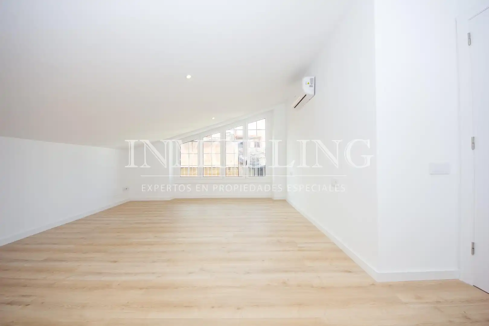 Habitación de Piso de alquiler en Mataró con Aire acondicionado y Parquet