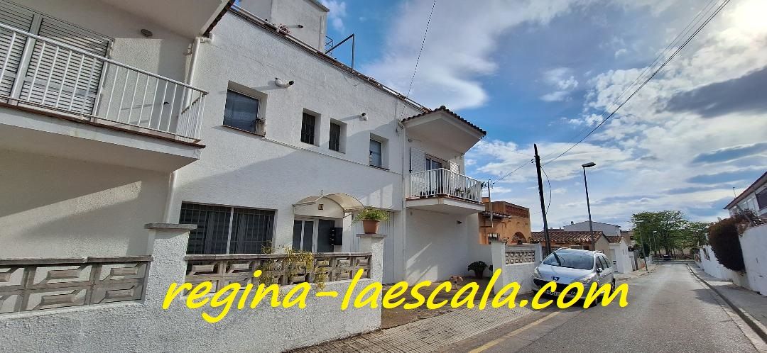 Planta baja for sale in Carrer Tallada, Riells