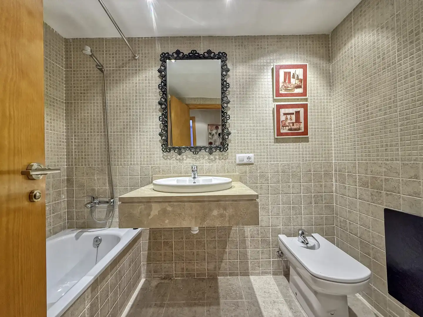 Baño de Ático en venta en Alcalá de la Selva con Calefacción y Terraza