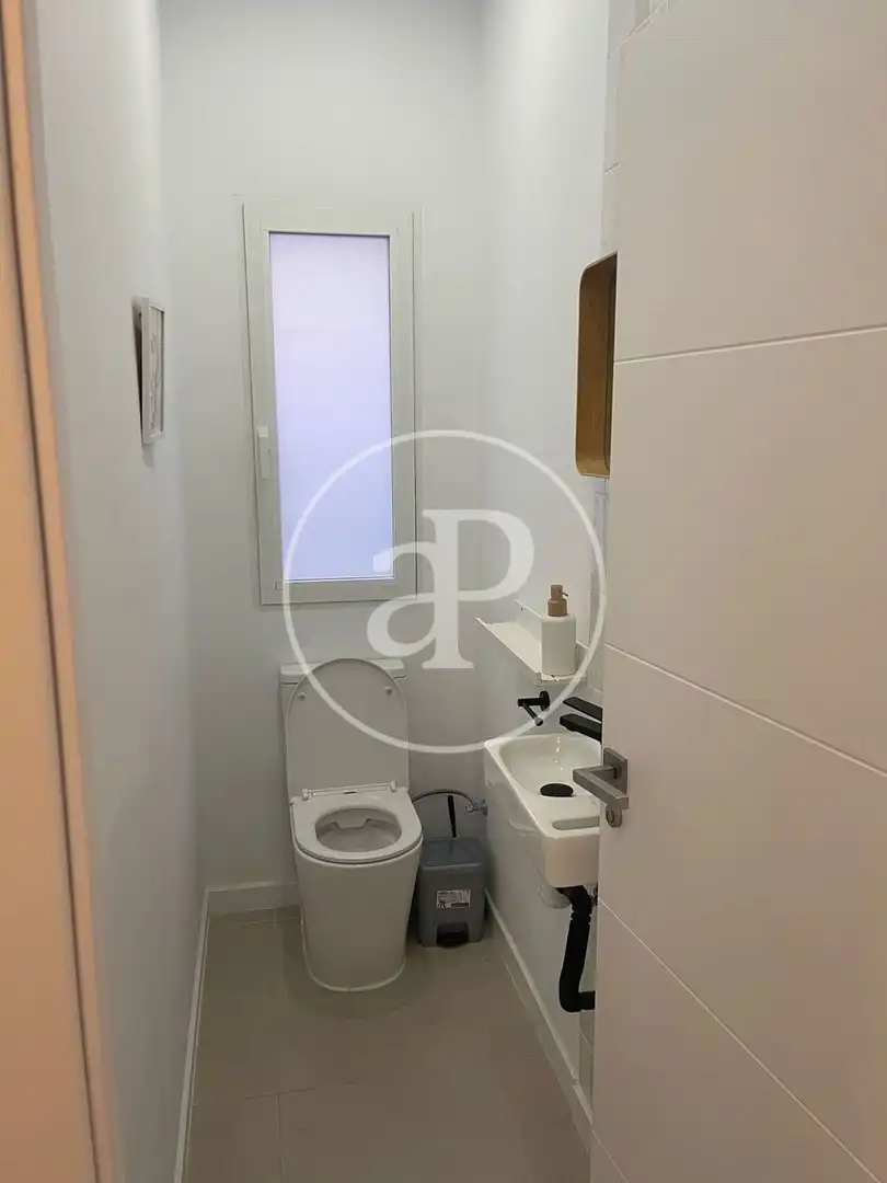 Bany de Pis de lloguer en Valencia amb Aire condicionat, Calefacció i Terrassa