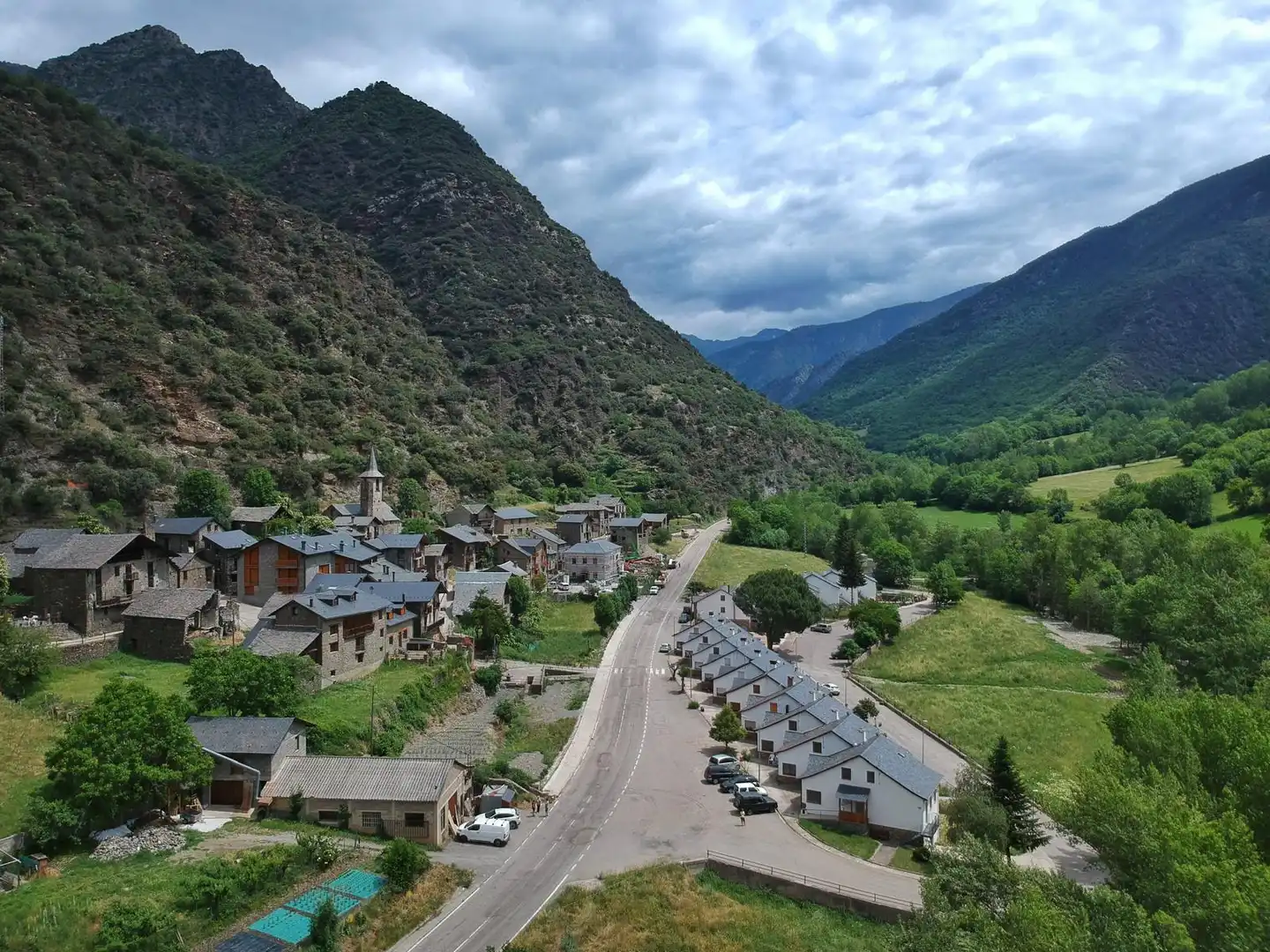 Vista exterior de Finca rústica en venta en Alins con Jardín privado