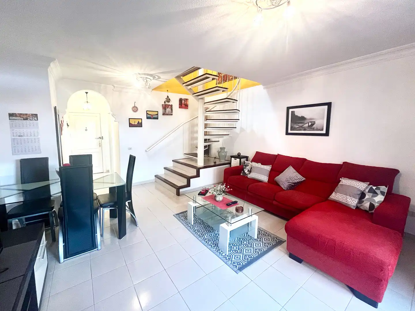 Sala d'estar de Casa adosada en venda en Granadilla de Abona amb Aire condicionat, Moblat i Piscina comunitària