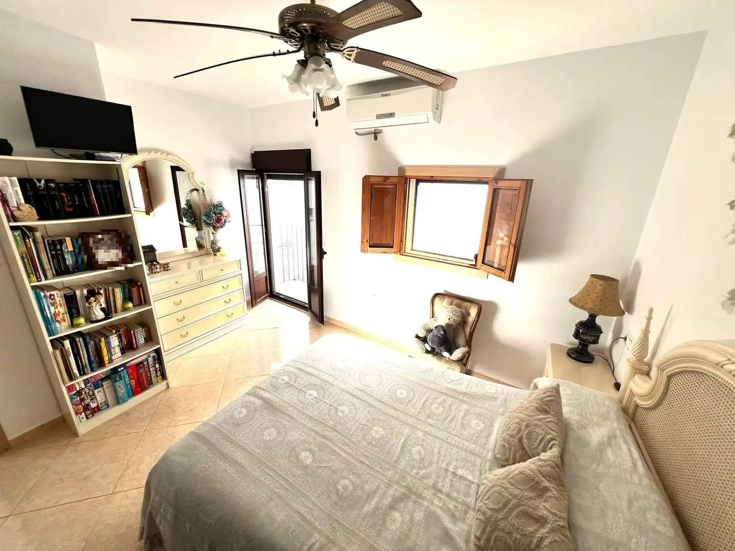 Bedroom of Houses for sale in Ubrique  with Air Conditioner and Balcony