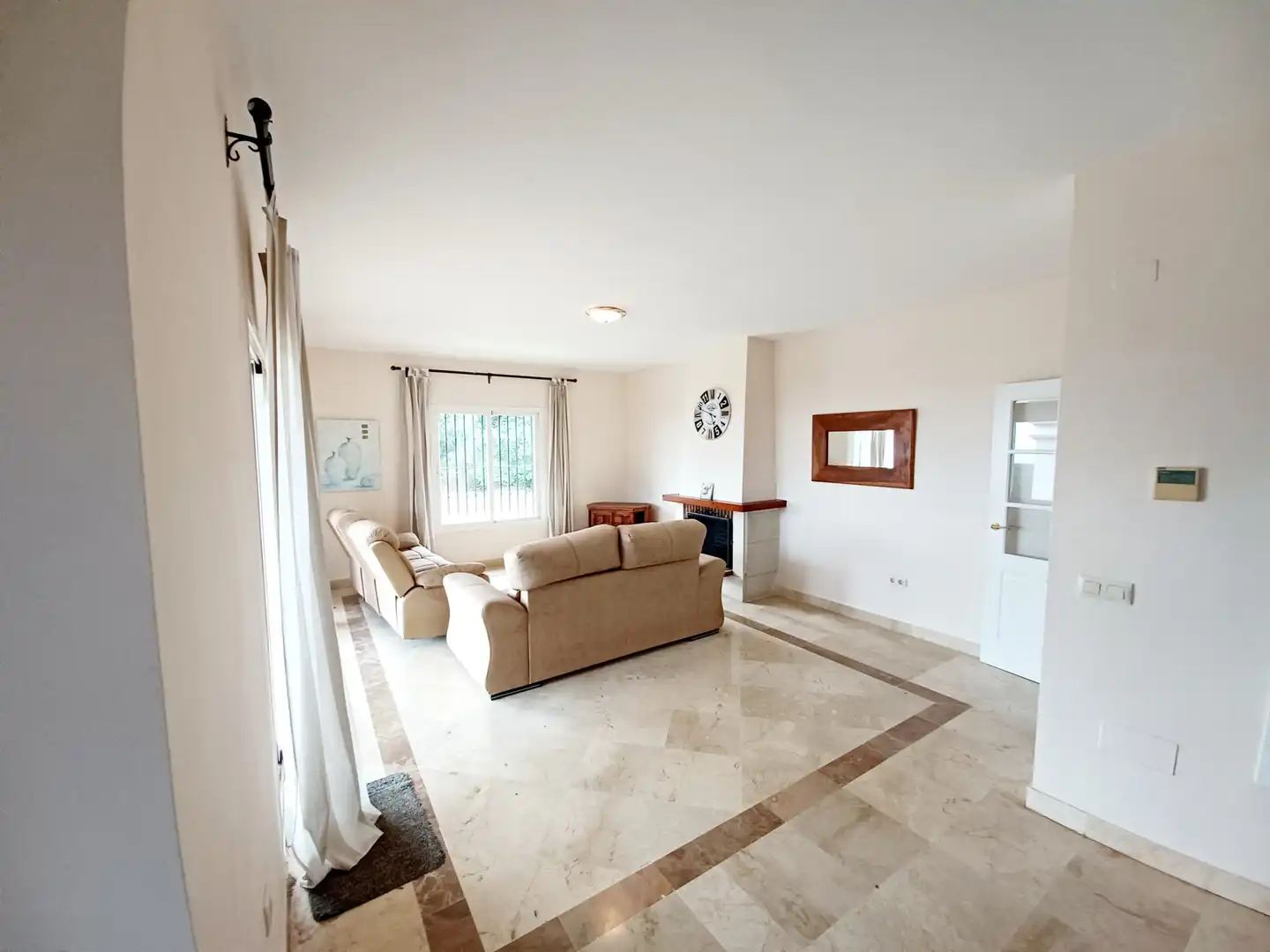 Maison avec terrasse à vendre à La Alcaidesa, imagen 10