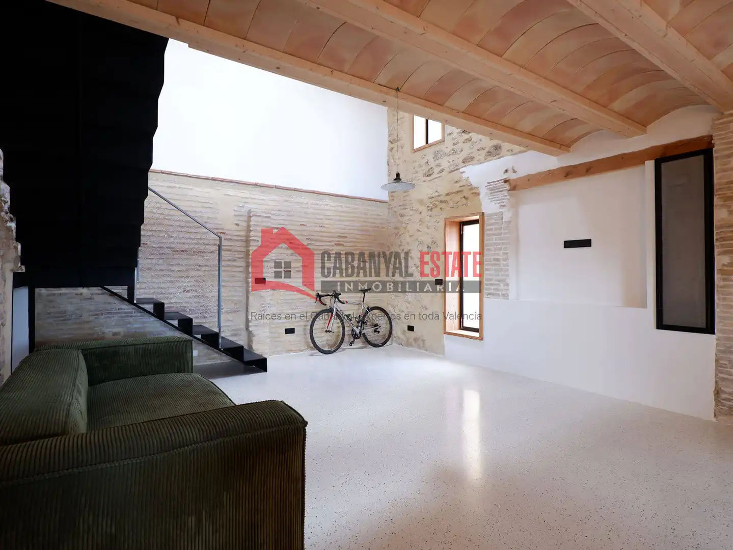 Living room of Houses for sale in Valencia  with Air Conditioner and Heating