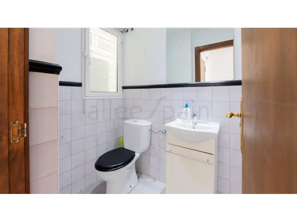 Badezimmer von Einfamilien-Reihenhaus zur Miete in Benalmádena