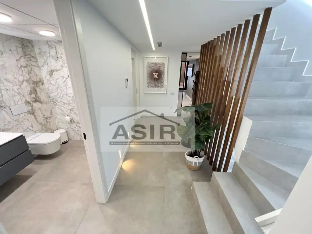 Houses for sale in Algemesí  with Air Conditioner and Swimming Pool