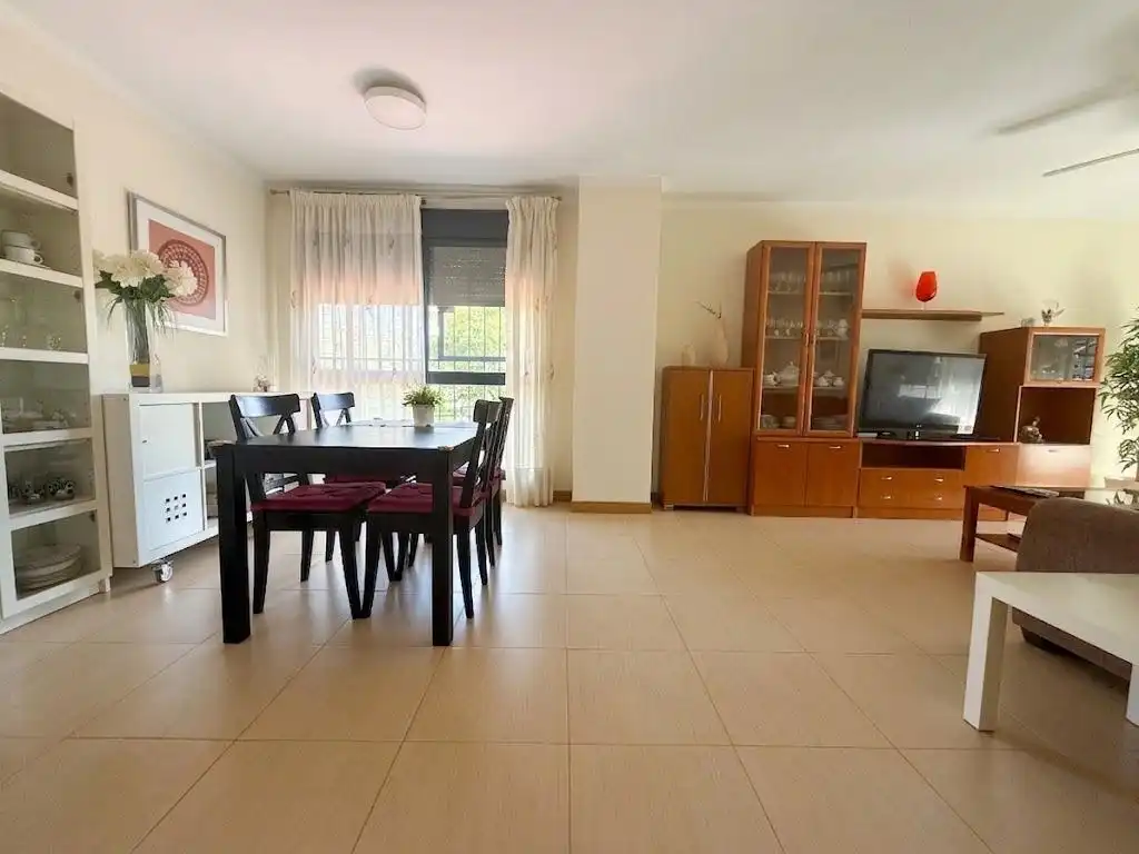Comedor de Piso en venta en Málaga con Aire acondicionado, Calefacción y Jardín privado