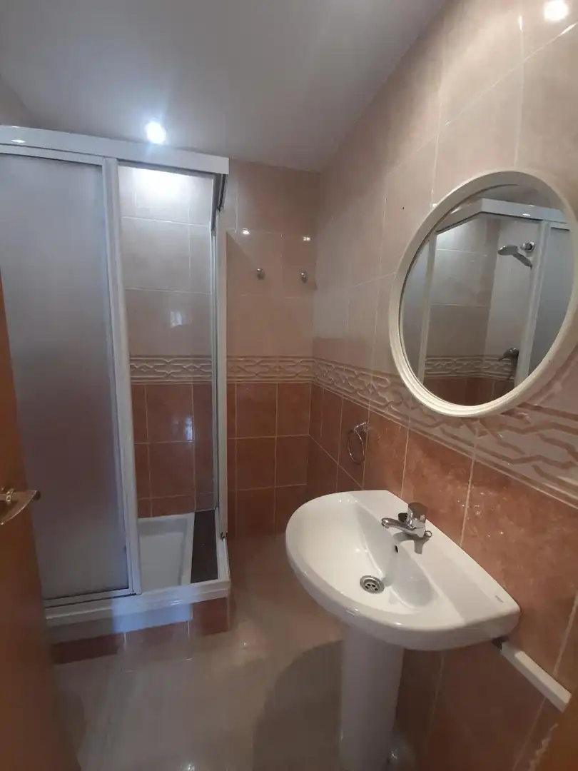 Bathroom of Flat for rent in Premià de Mar  with Air Conditioner, Heating and Balcony
