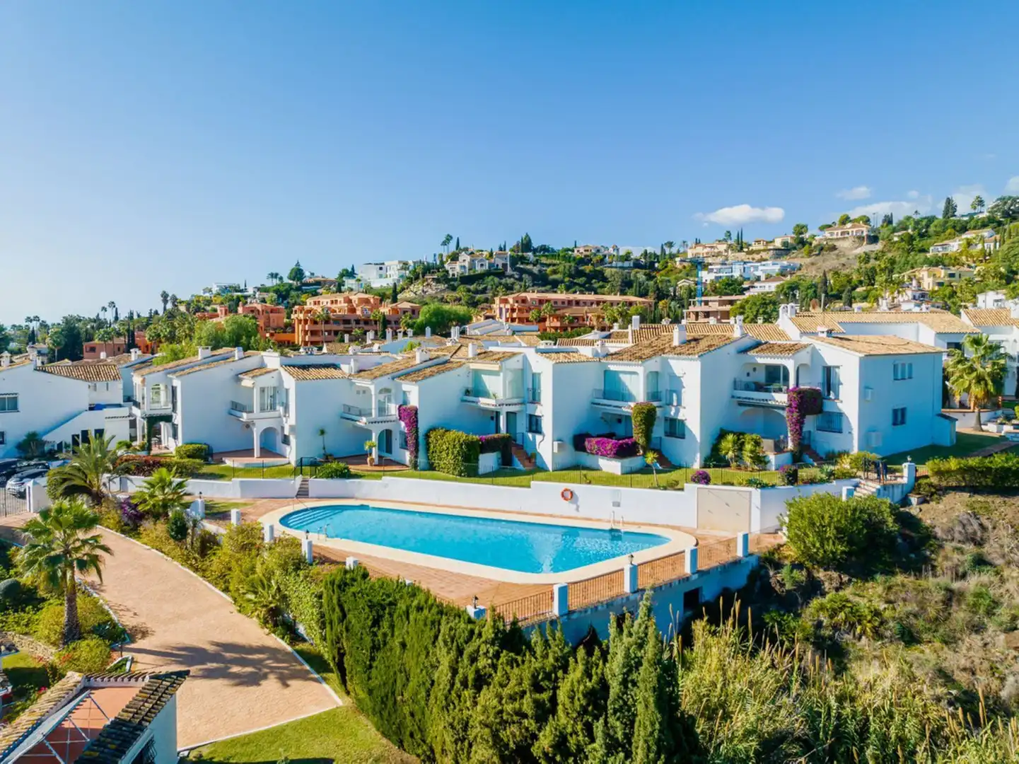 Vista exterior de Piso en venta en Estepona con Aire acondicionado, Terraza y Amueblado