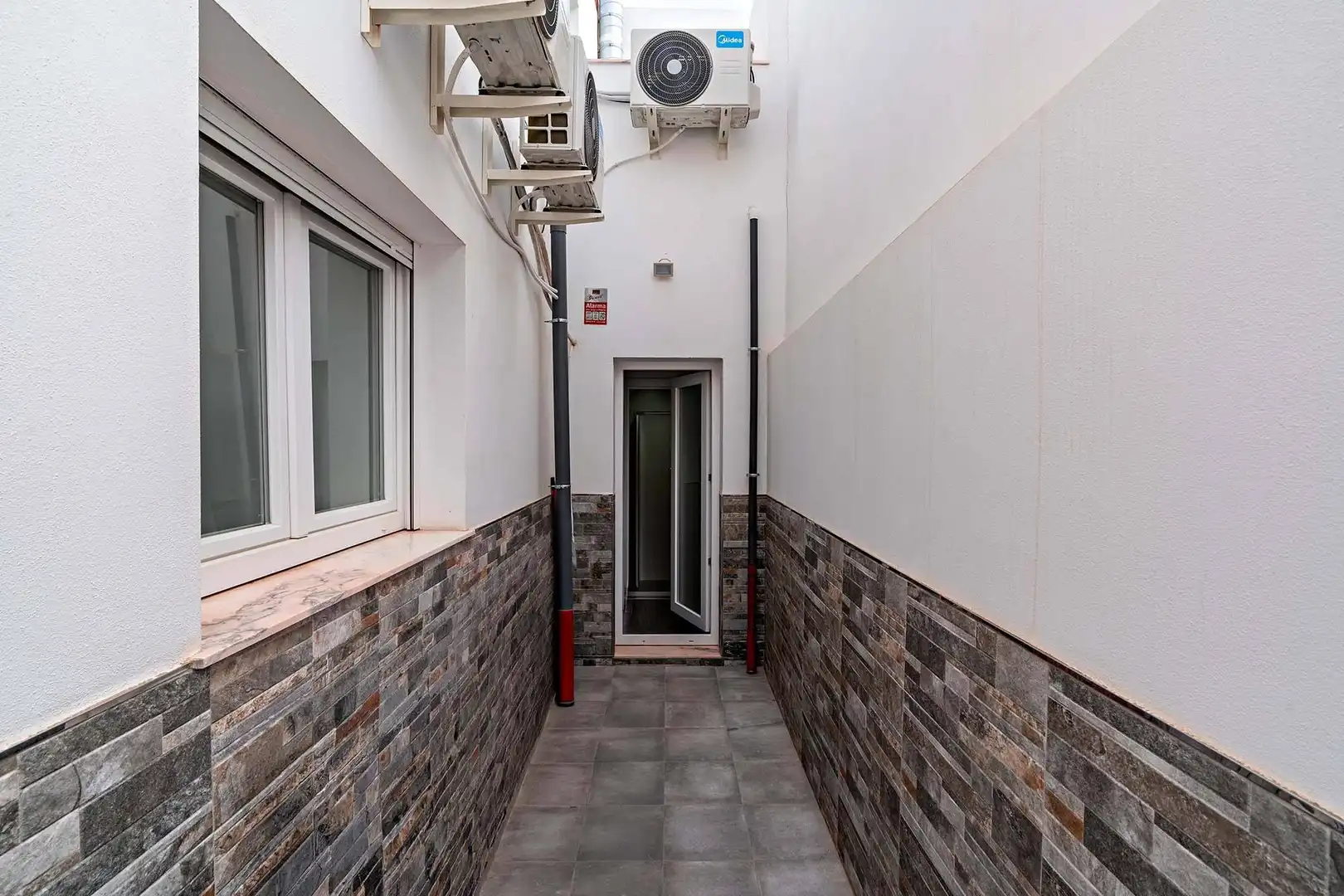 Houses for sale in Roquetas de Mar  with Air Conditioner and Terrace