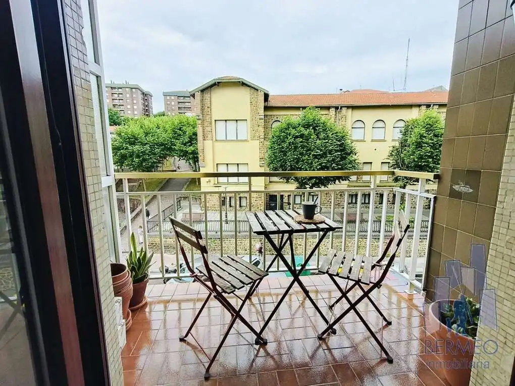 Terraza de Piso en venta en Bermeo con Calefacción y Balcón