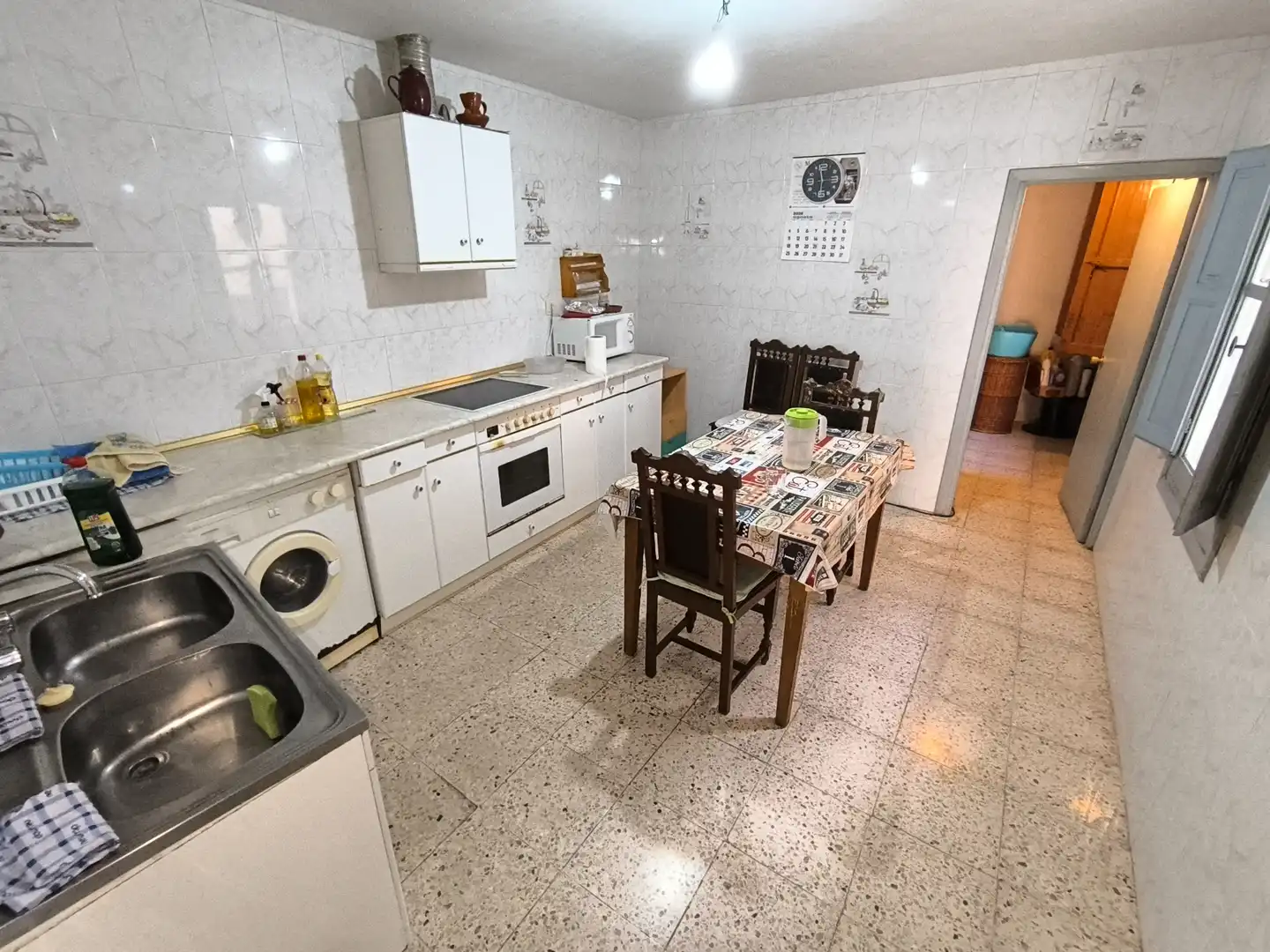 Cuina de Casa o xalet en venda en Villarramiel amb Calefacció, Jardí privat i Terrassa