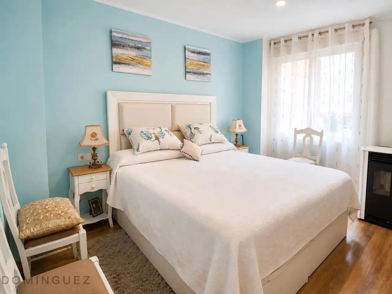 Habitación de Planta baja en venta en Vigo  con Calefacción y Amueblado