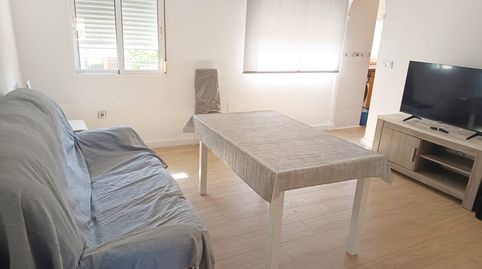 Foto 2 de Piso de alquiler en Portada Alta - Pol. Crta. De Cártama, Málaga Capital
