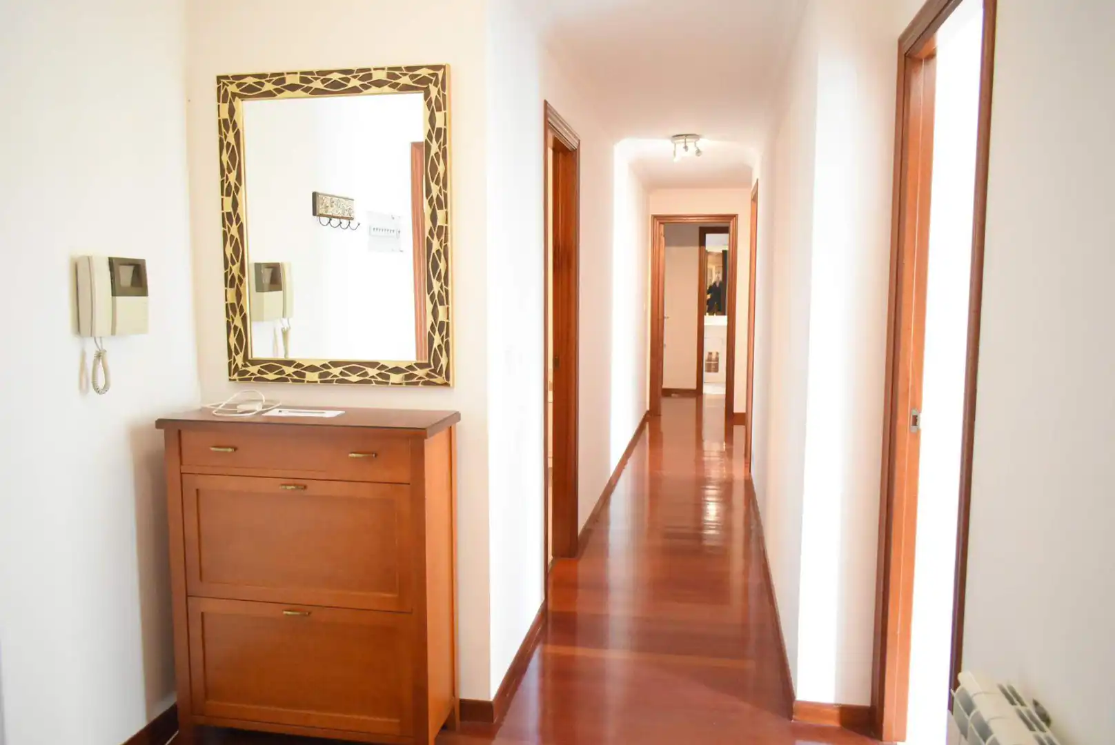 Piso de alquiler en Pontevedra Capital  con Calefacción, Parquet y Amueblado