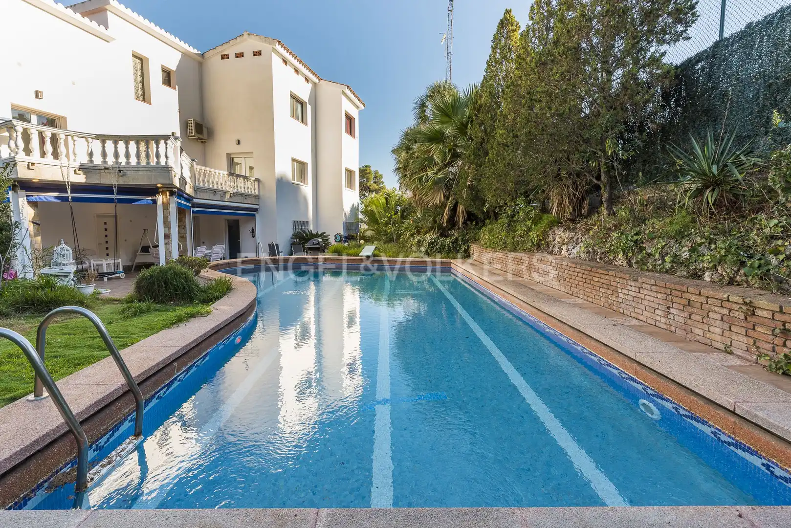 Swimming pool of Houses for rent in Castelldefels  with Air Conditioner, Heating and Private garden
