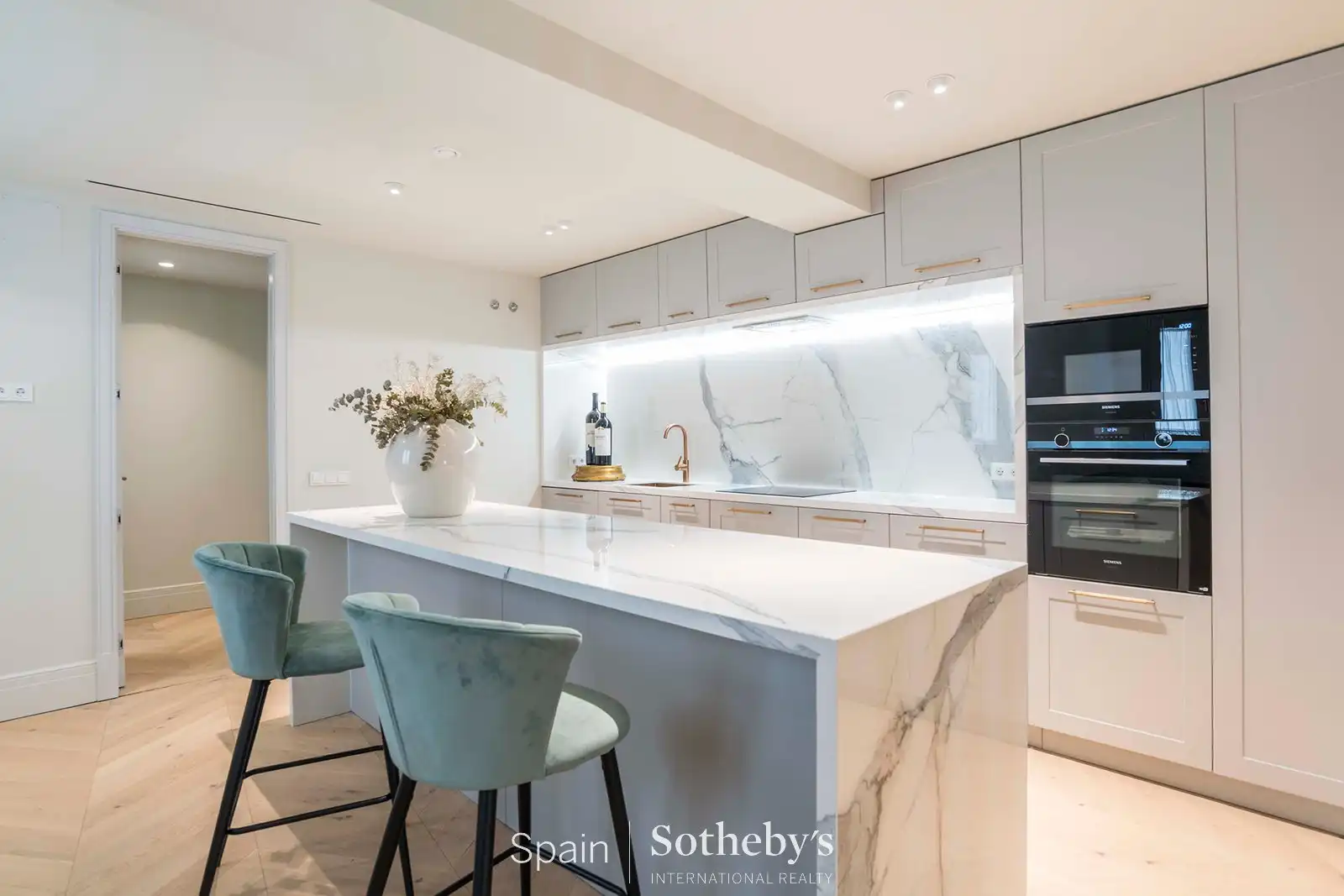 Cocina de Apartamento en venta en Madrid con Aire acondicionado, Calefacción y Terraza