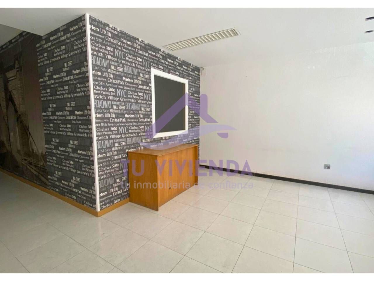 Premises for sale in Valladolid Capital  with Air Conditioner