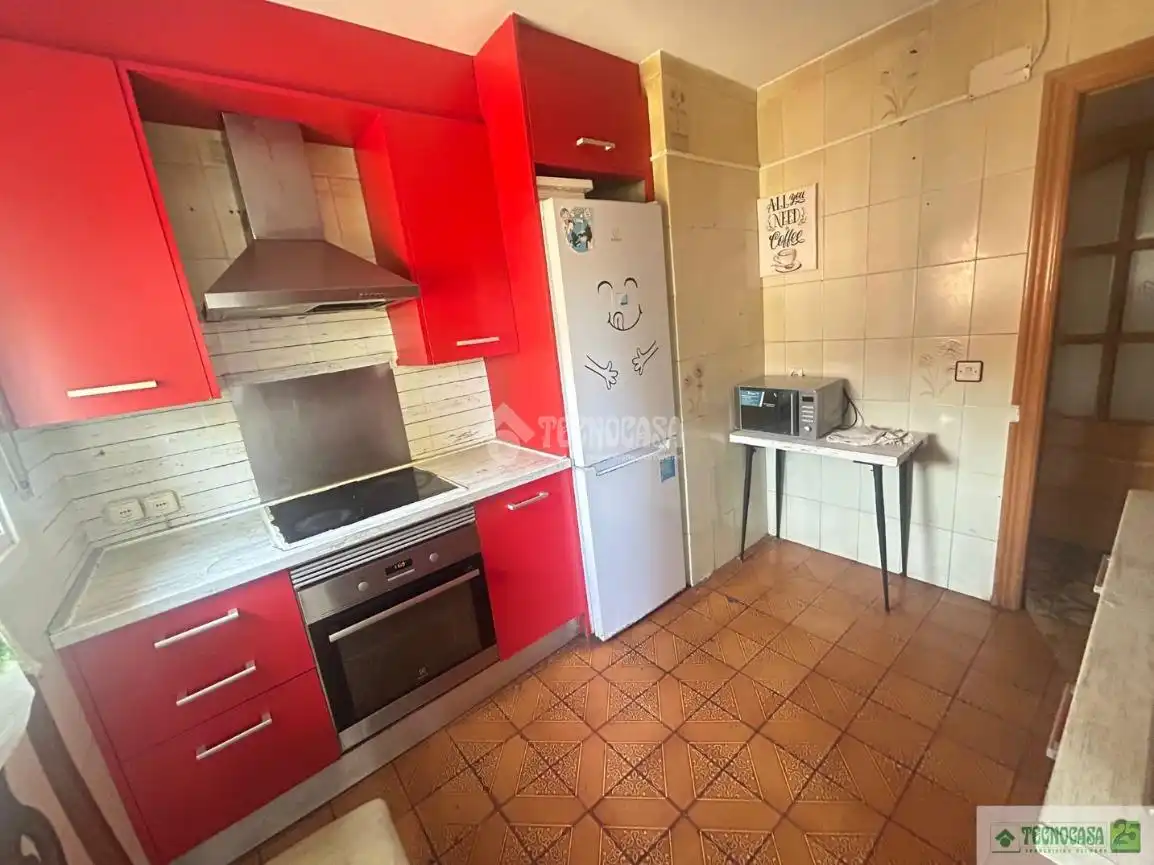 Cocina de Piso en venta en Ciudad Real con Calefacción y Terraza