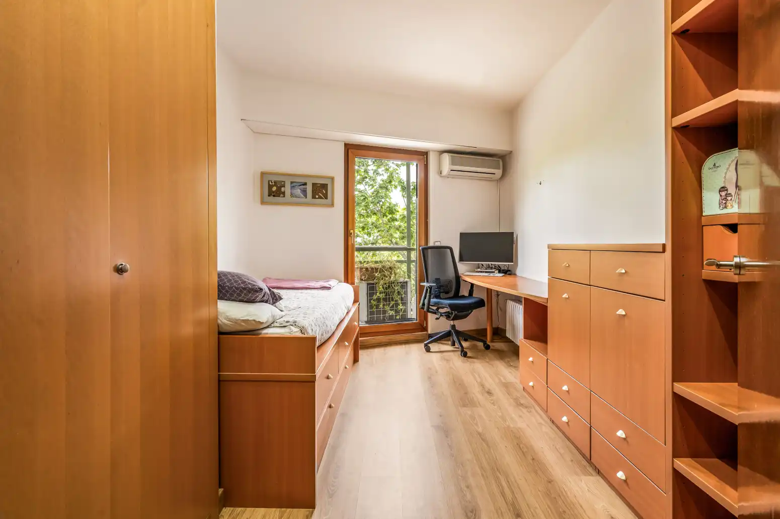 Dormitori de Pis en venda en Barcelona amb Aire condicionat, Calefacció i Jardí privat