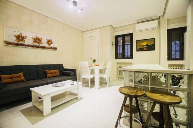 Piso en Alquiler en Pozo Amargo en Casco Histórico