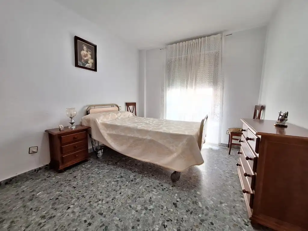 Flat for sale in Calle Canonigo, Arenal - La Pólvora