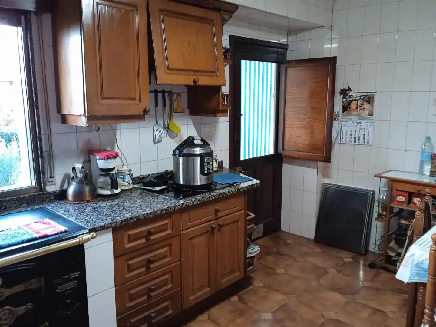 Cuina de Casa o xalet en venda en Miengo amb Balcó