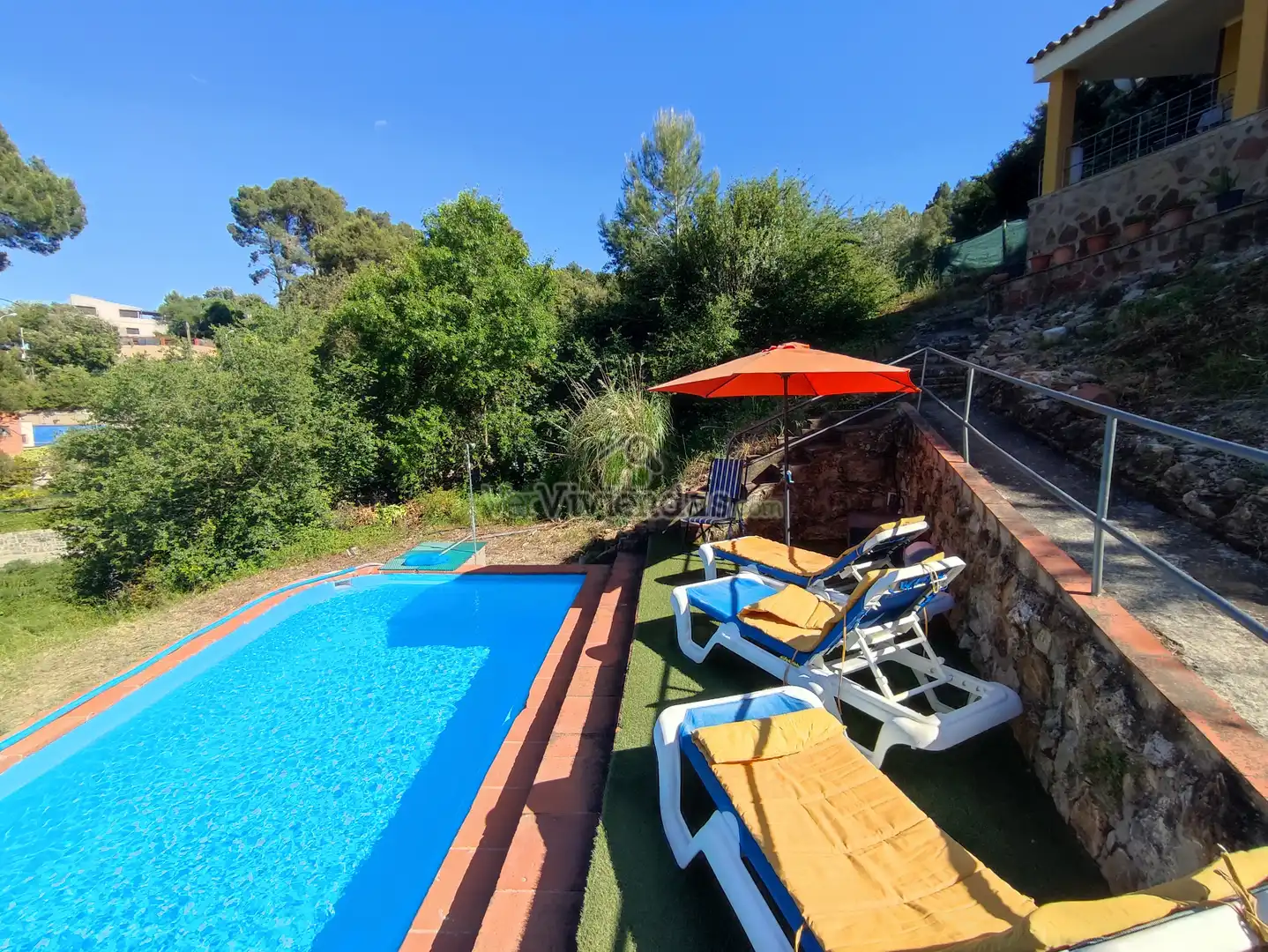 Piscina de Casa o chalet en venta en Torrelles de Llobregat con Aire acondicionado, Calefacción y Jardín privado