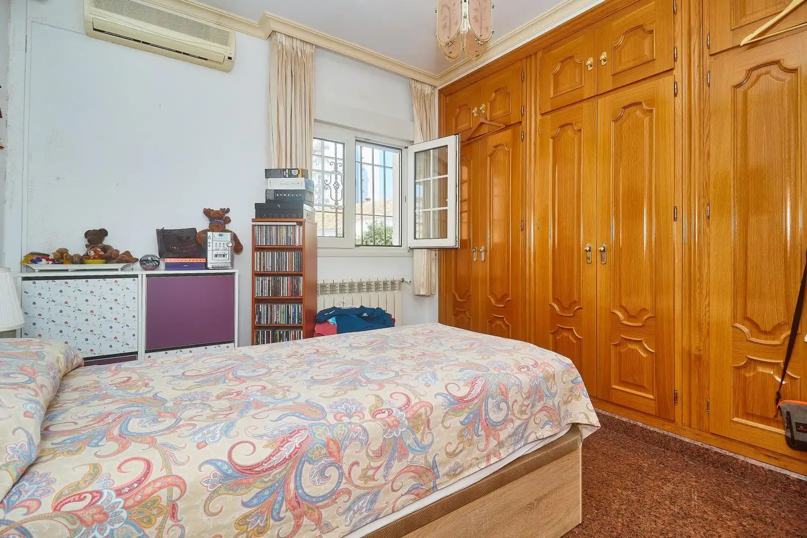 Dormitori de Casa o xalet en venda en Fuengirola amb Aire condicionat, Calefacció i Terrassa