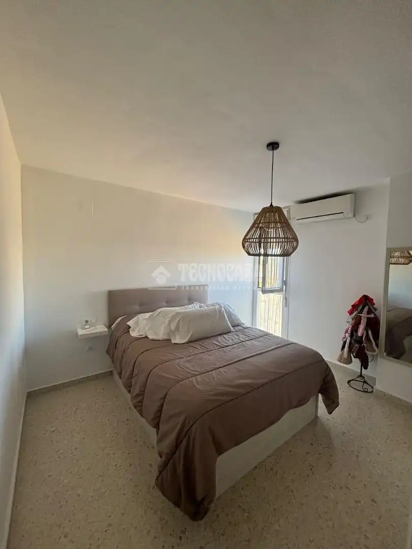 Bedroom of Flat for sale in Alcalá de Guadaira  with Air Conditioner and Balcony