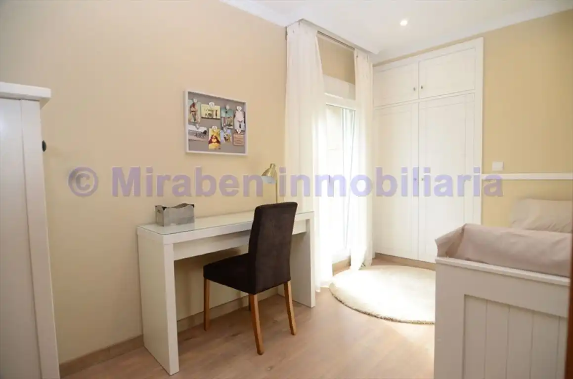 Habitación de Piso de alquiler en Boiro con Calefacción, Terraza y Amueblado