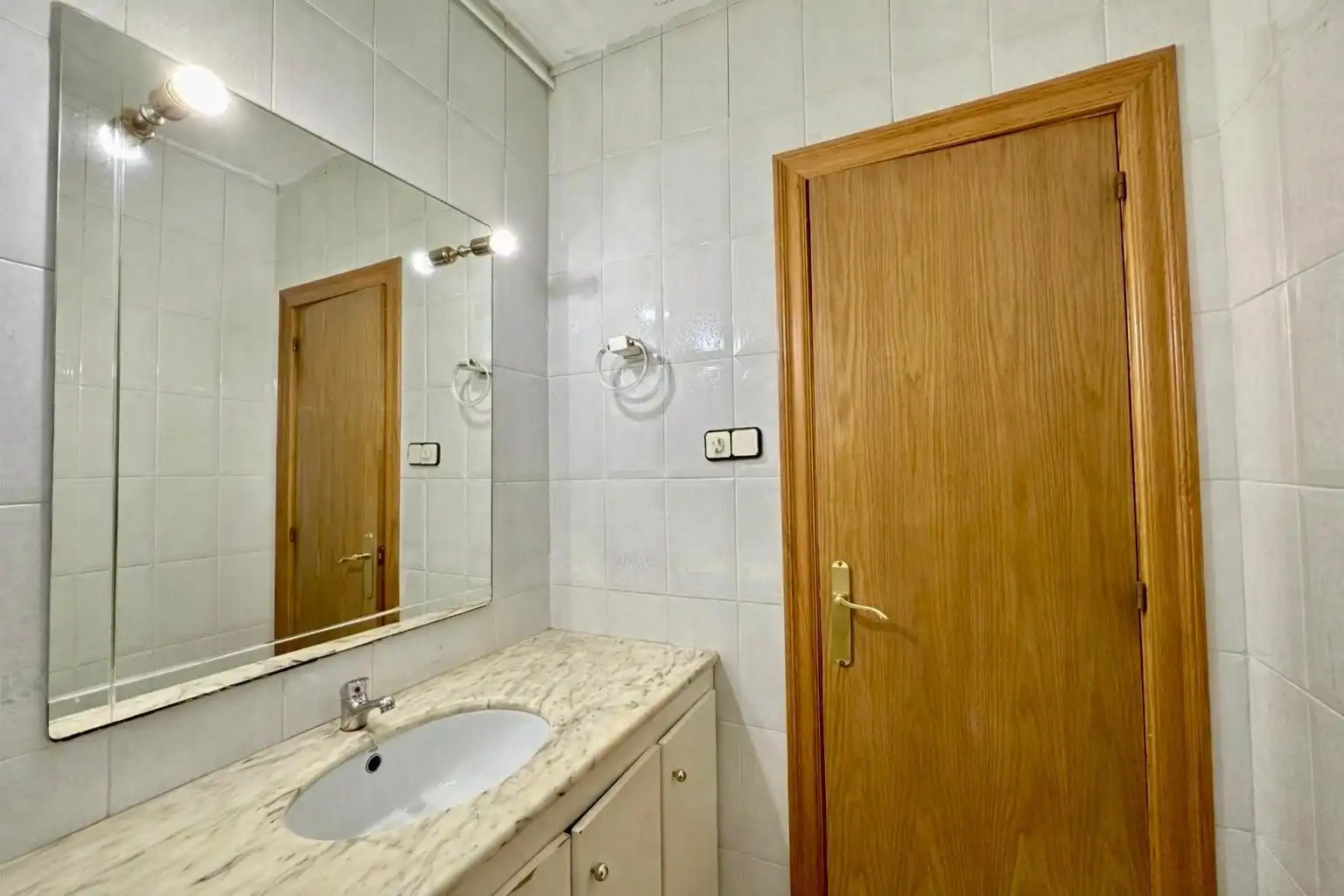Baño de Piso en venta en Granollers con Calefacción y Balcón