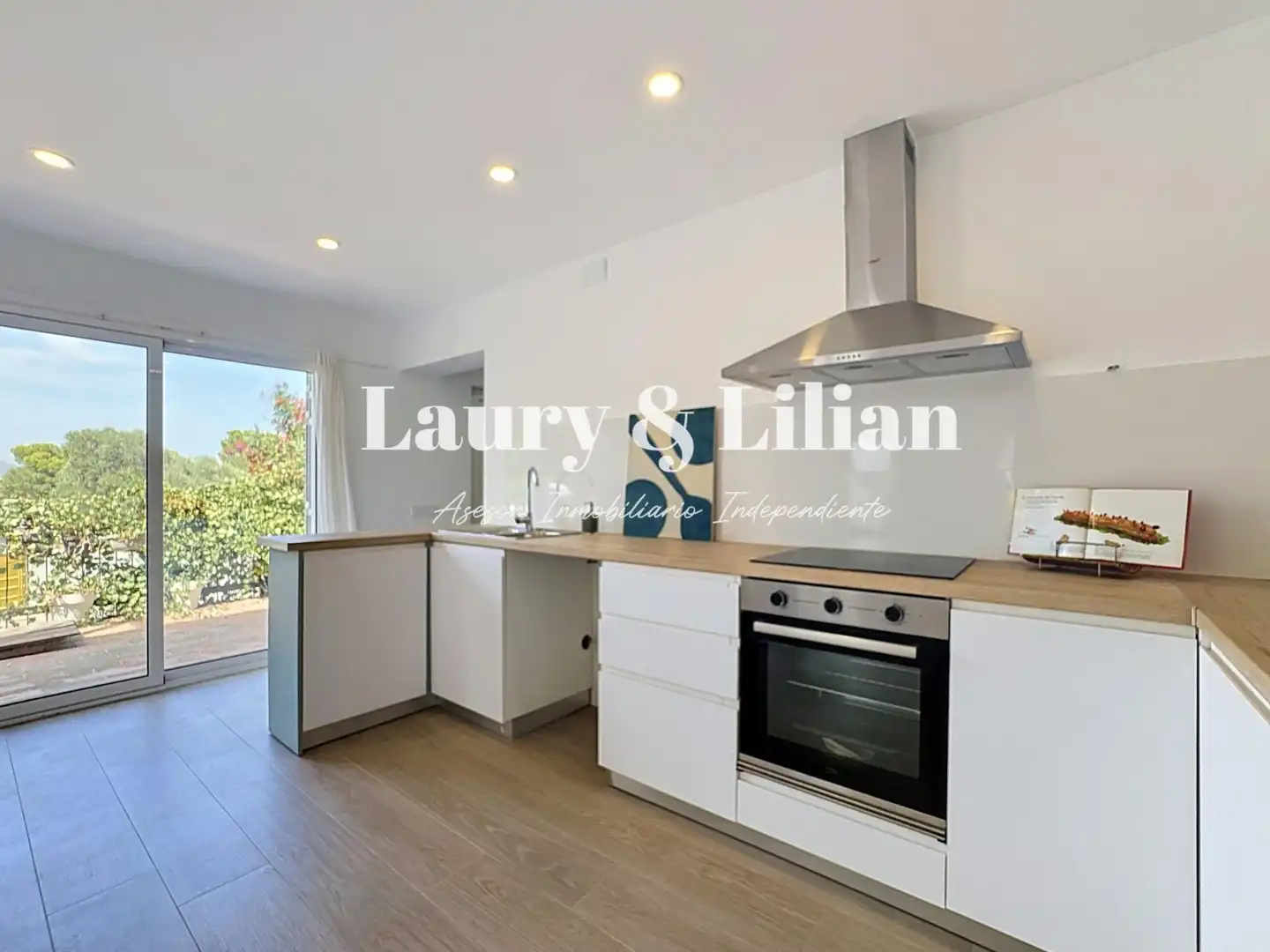 Cuina de Apartament en venda en Llançà amb Aire condicionat, Calefacció i Terrassa