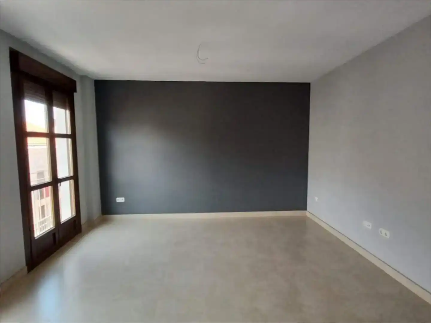 Wohnung zur Miete in Lucena mit Klimaanlage und Balkon