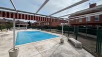 Swimming pool of House or chalet for sale in Leganés