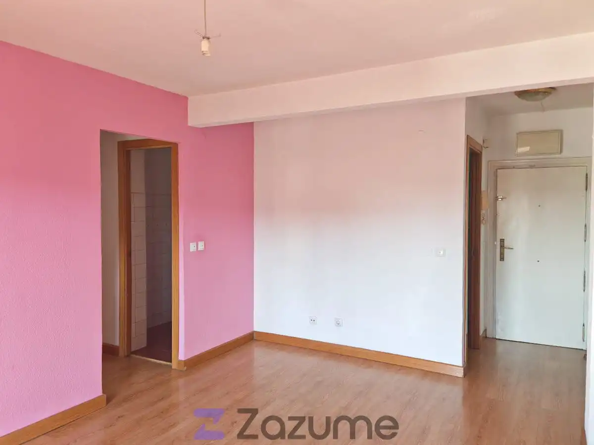 Habitación de Piso de alquiler en Leganés con Calefacción, Terraza y Balcón