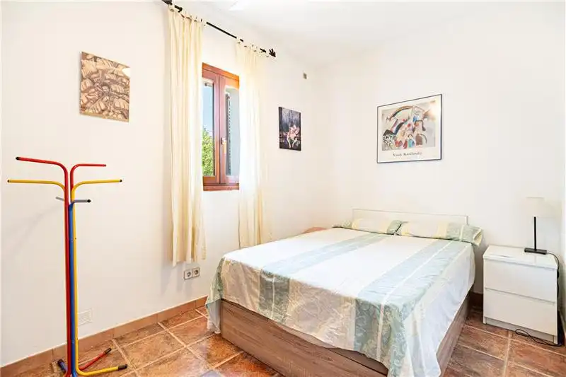 Dormitori de Finca rústica en venda en Binissalem amb Aire condicionat, Jardí privat i Terrassa