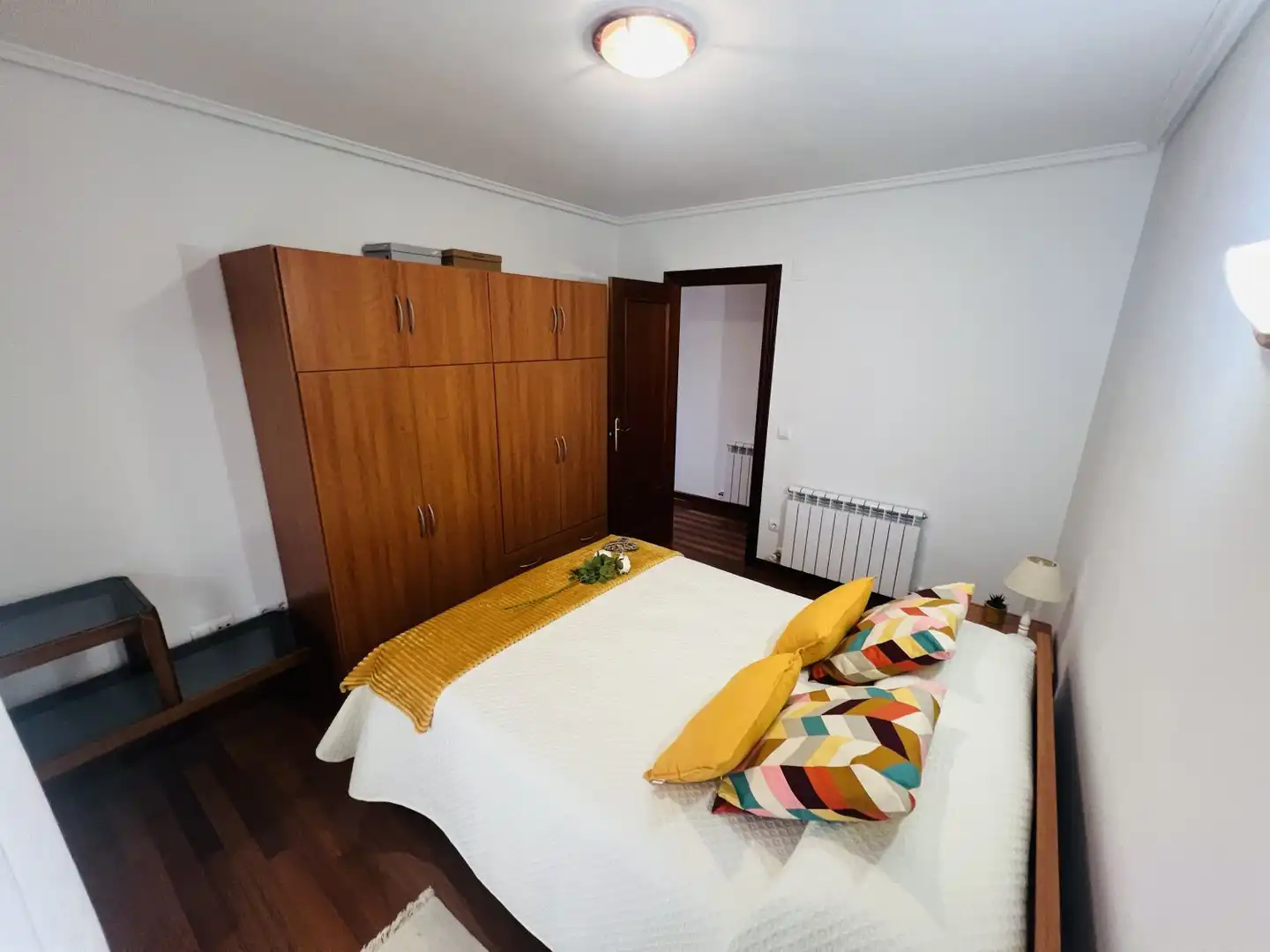 Bedroom of Flat for sale in Voto  with Heating, Parquet flooring and Furnished