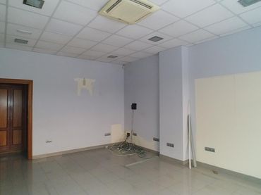 Business premises to rent in Augusto González Linares